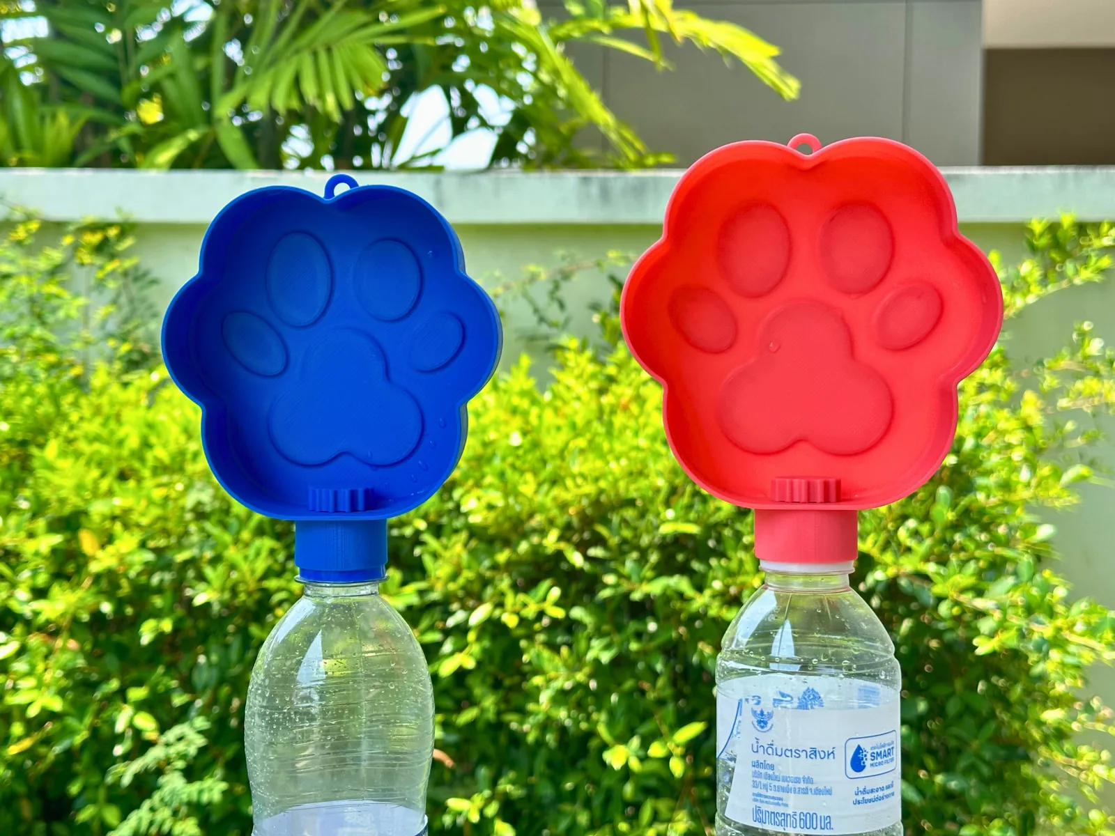 Bebedouro portátil de patinha para garrafa impresso em 3D, foto 5