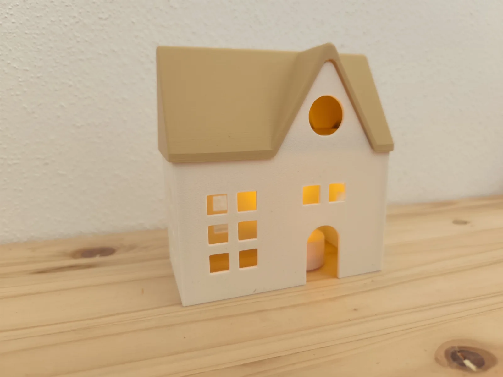 Casinha nórdica minimalista para vela LED impresso em 3D, foto 3