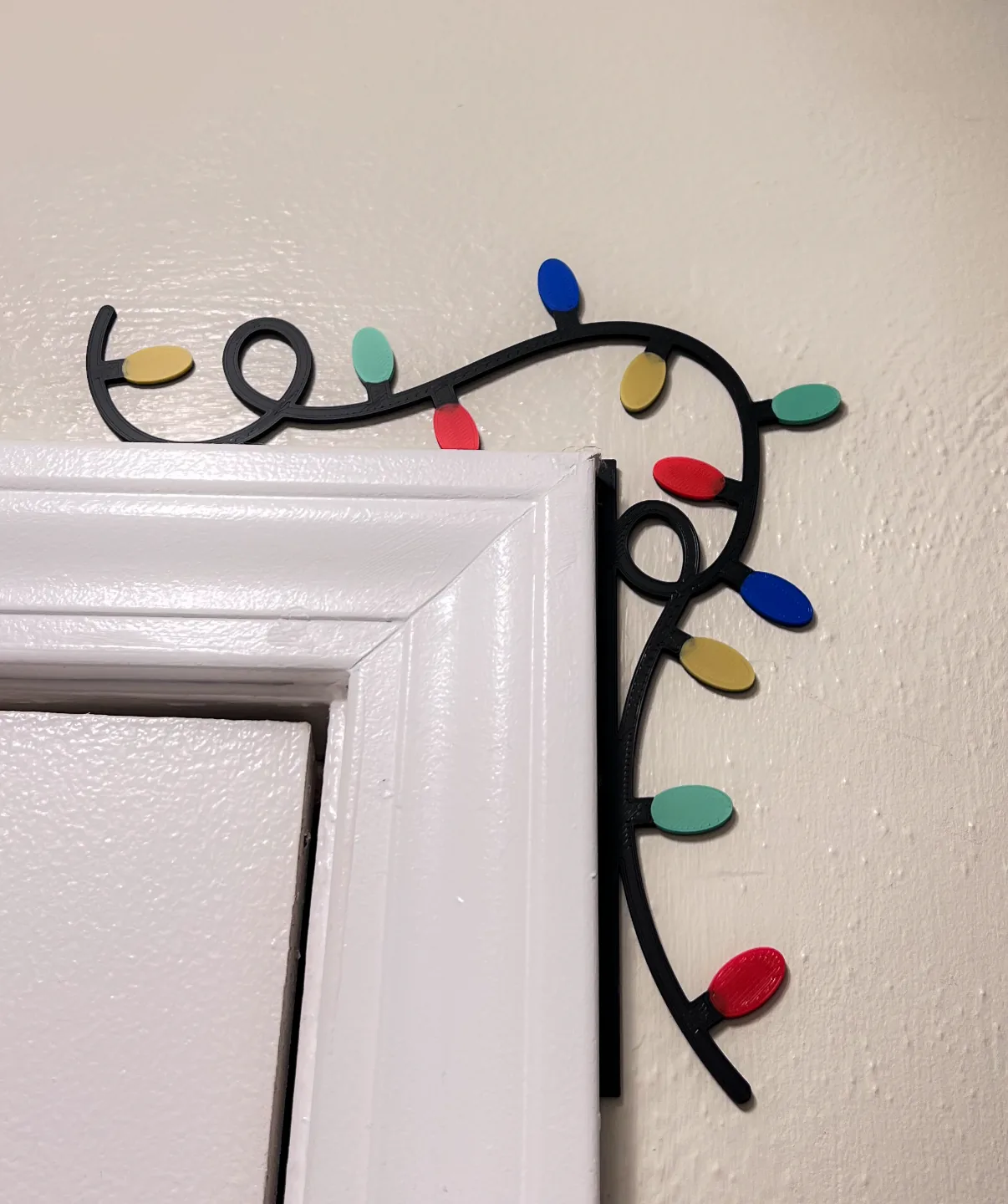 Luces navideñas para esquina de puerta