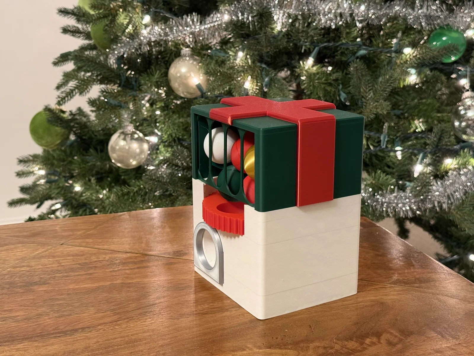 3D printed Christmas Capsule Machine, photo 3