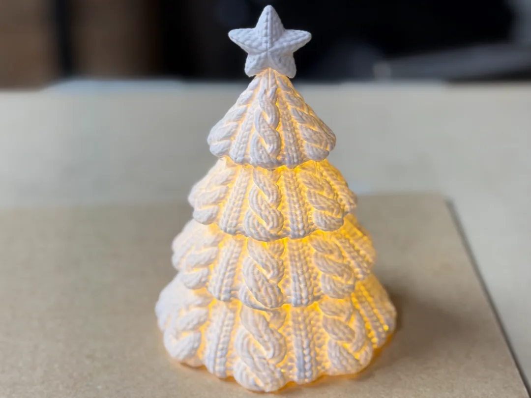 Knitted Pine Tea Light Holder