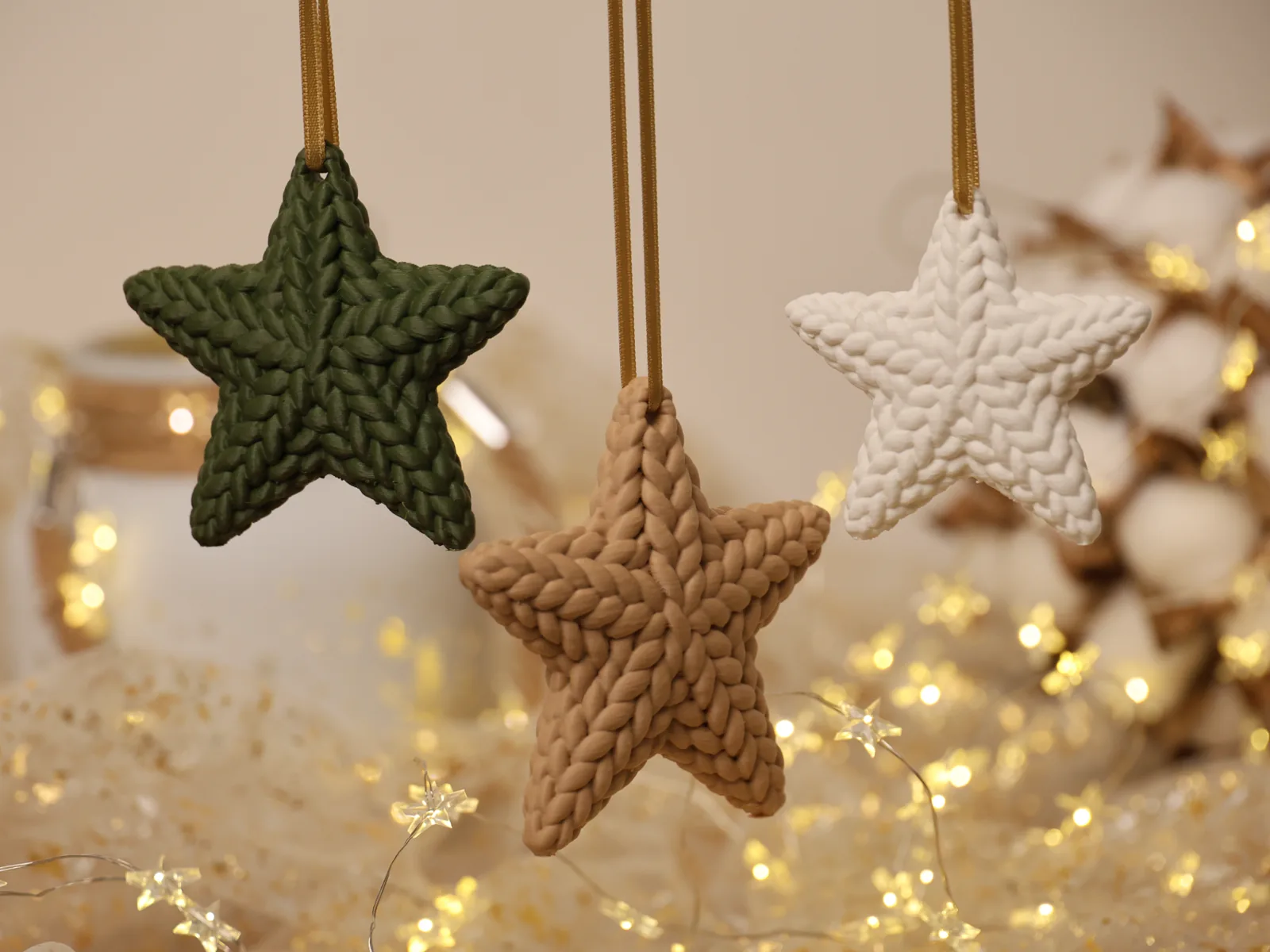 Estrelas de tricô para pendurar (3 tamanhos)