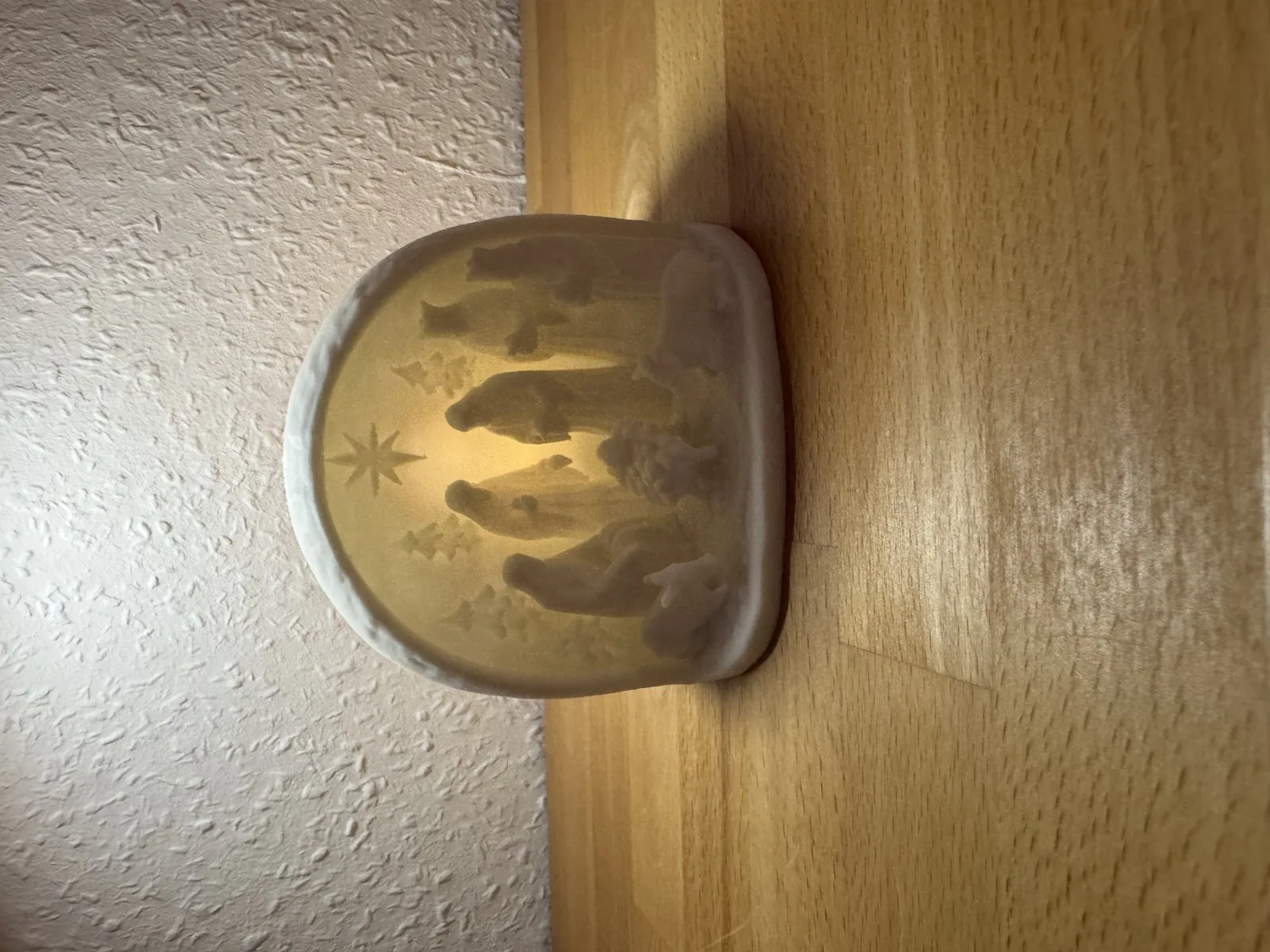 Pesebre luminoso de ventana impreso en 3D, foto 2