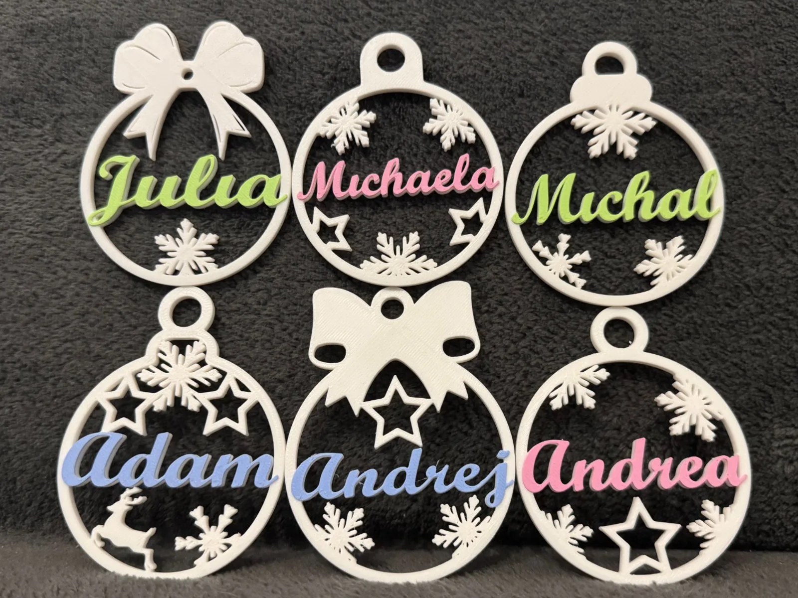 Adornos navideños con nombre