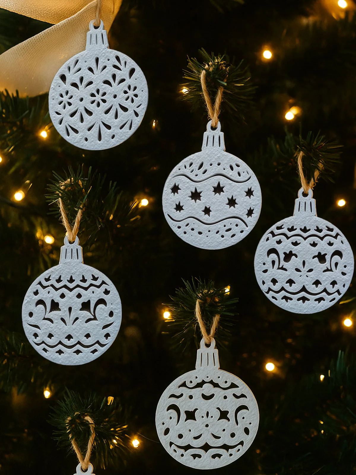 Set de esferas navideñas caladas de filigrana impreso en 3D, foto 3