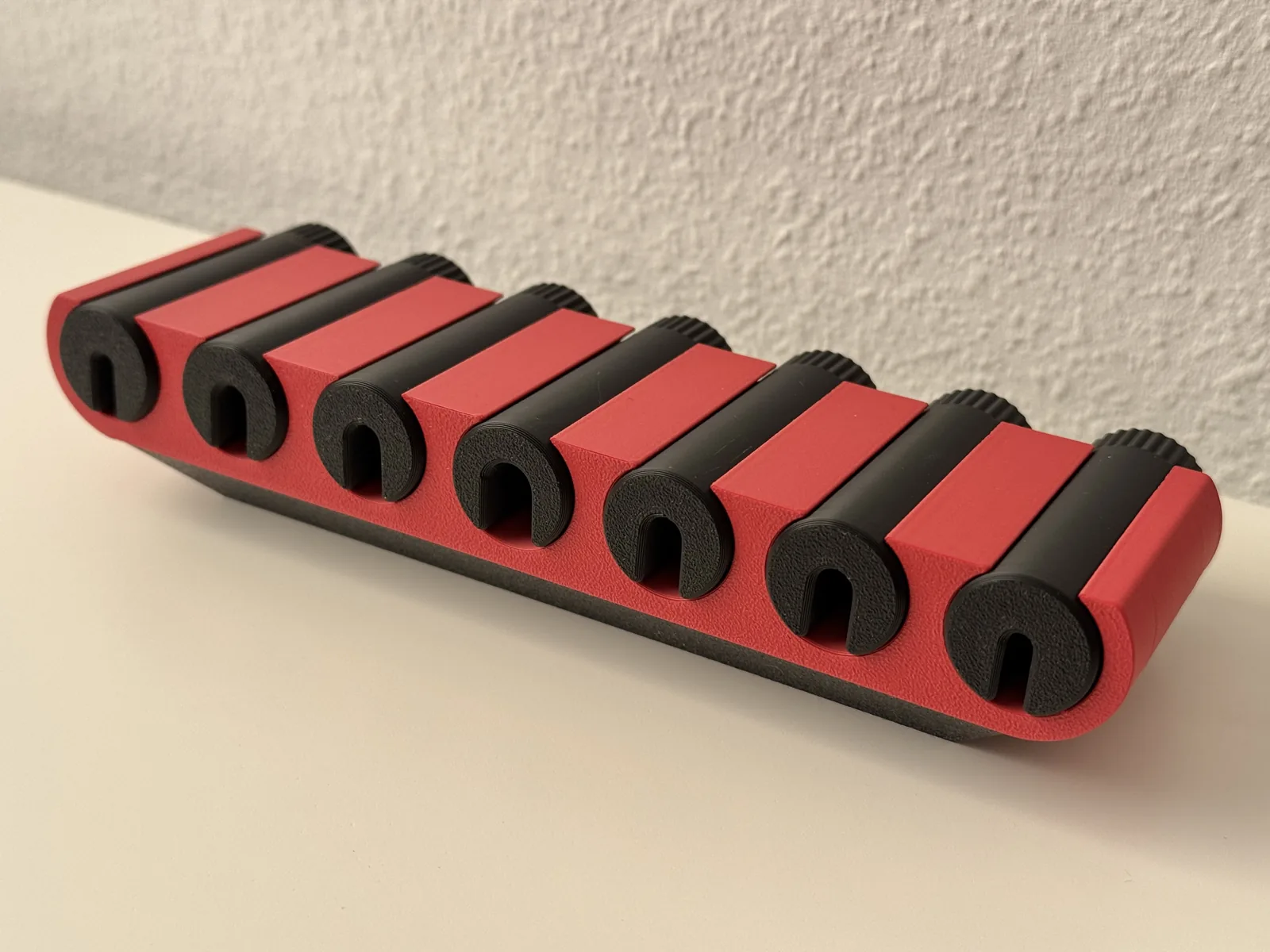 Organizador de cables de escritorio impreso en 3D, foto 3