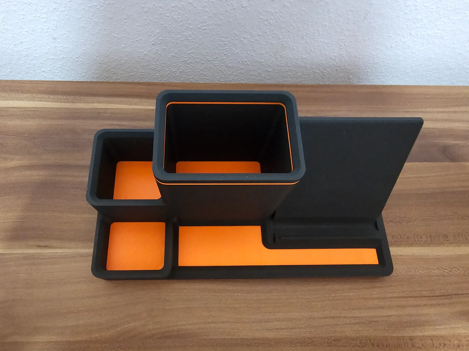 Organizador de escritorio con porta celular impreso en 3D, foto 4