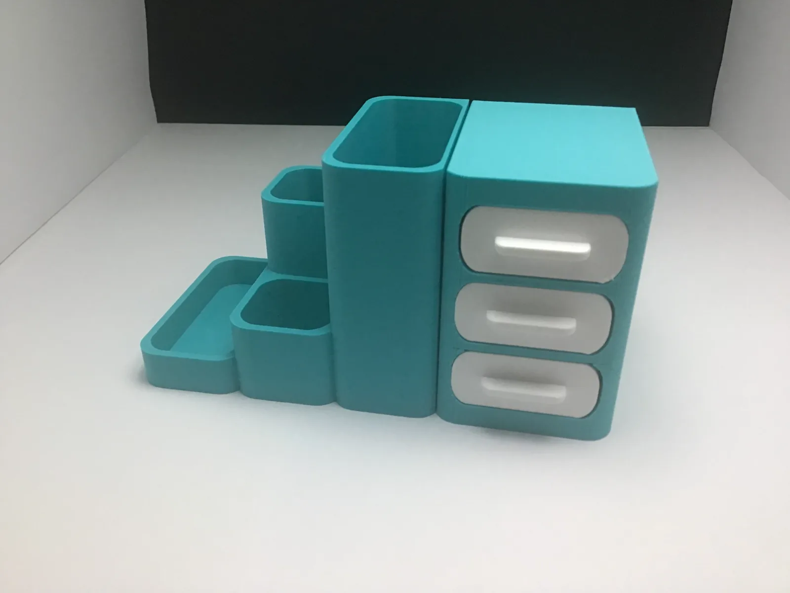 Organizador de mesa com gavetinhas