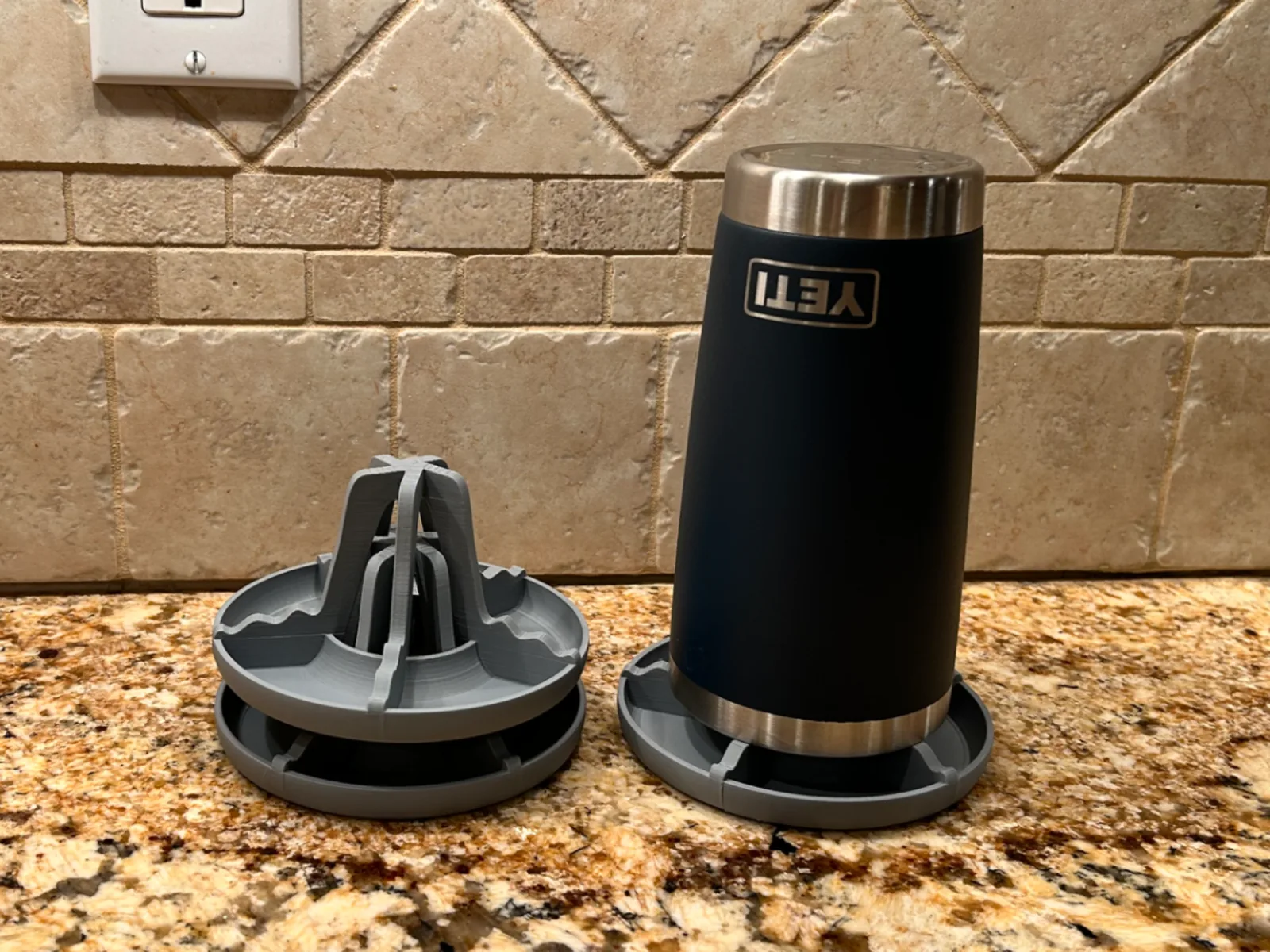 Escurridor para botellas y termos impreso en 3D