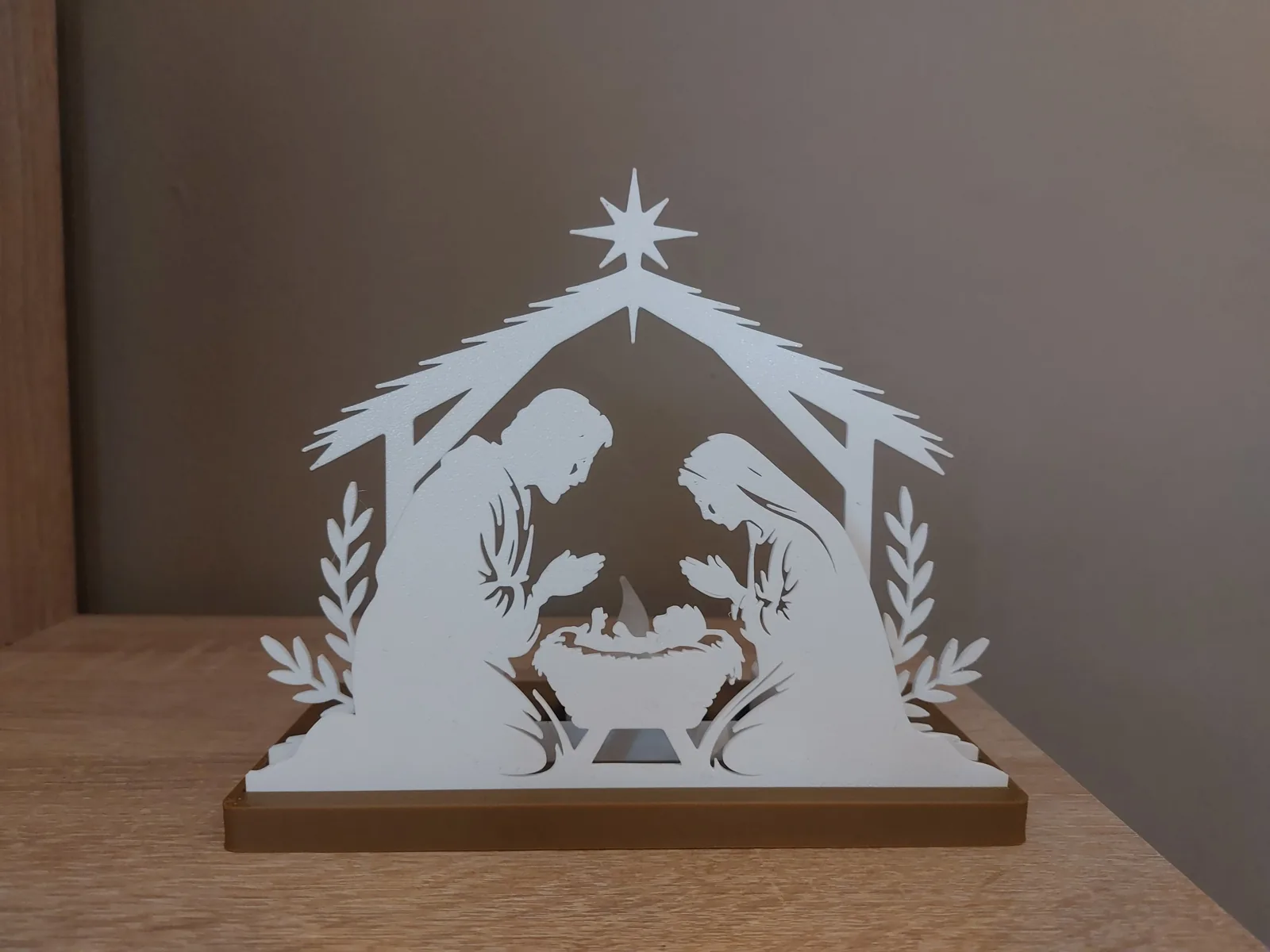 Pesebre silueta para vela LED impreso en 3D, foto 4