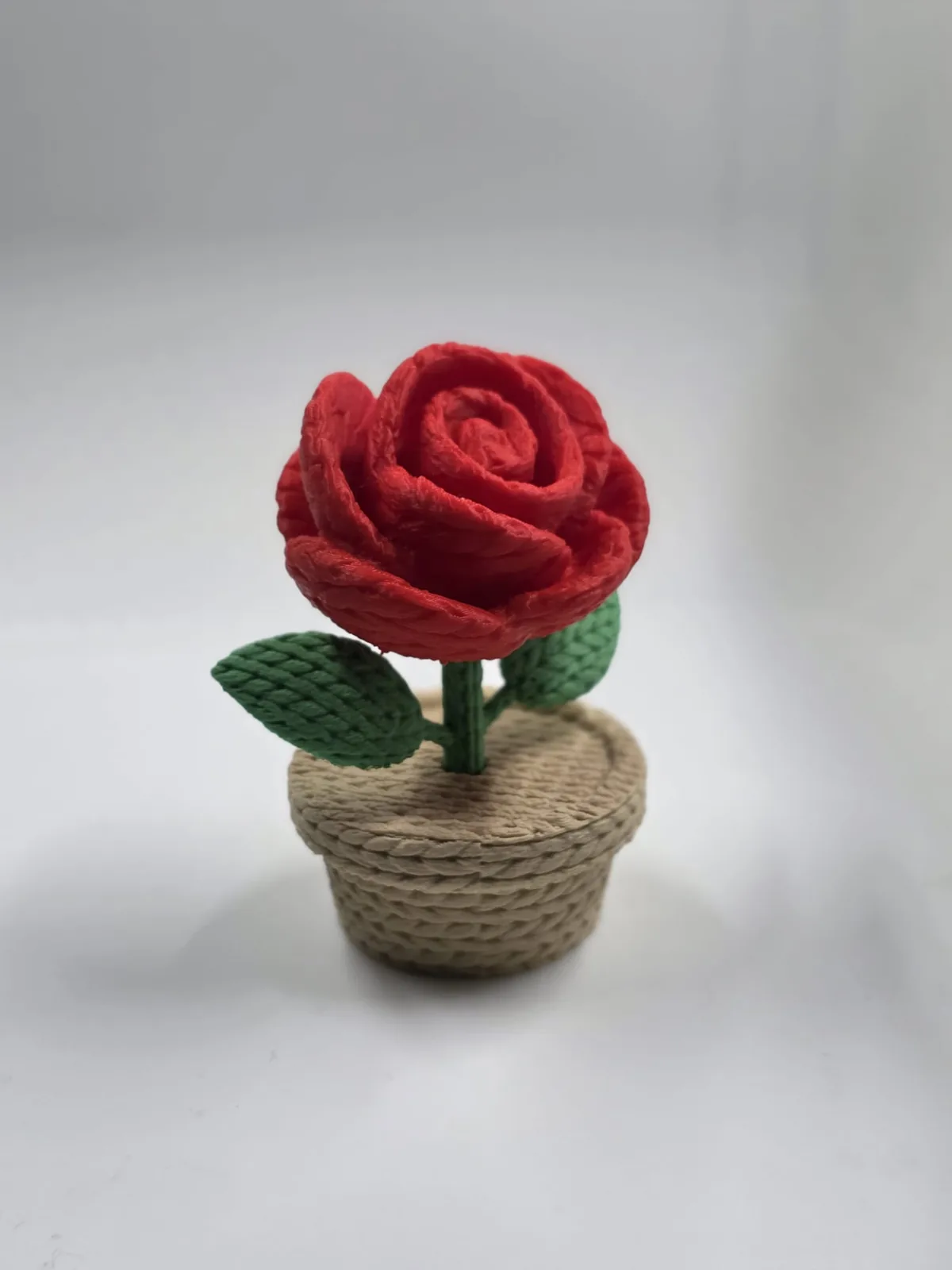 Rosa tejida en matera impreso en 3D, foto 3