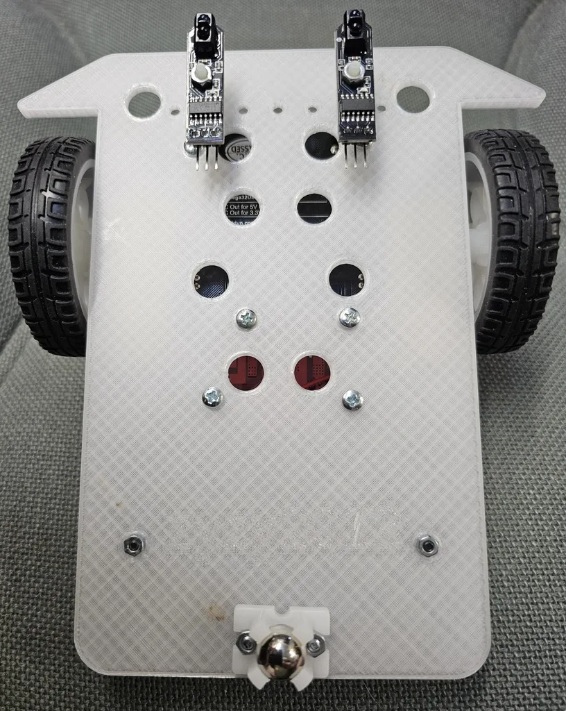 Robot sigue líneas con Arduino Uno impreso en 3D, foto 3