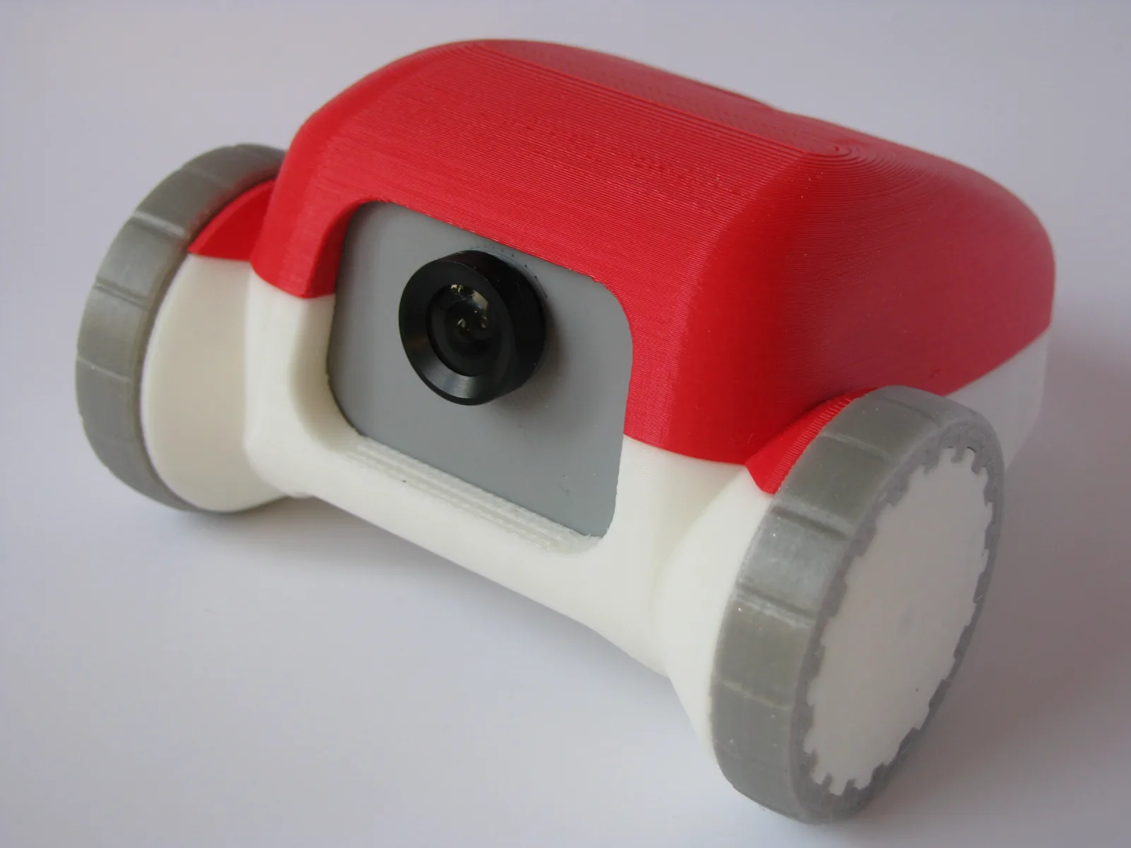 Robot WiFi con cámara y ESP32 controlado desde el navegador