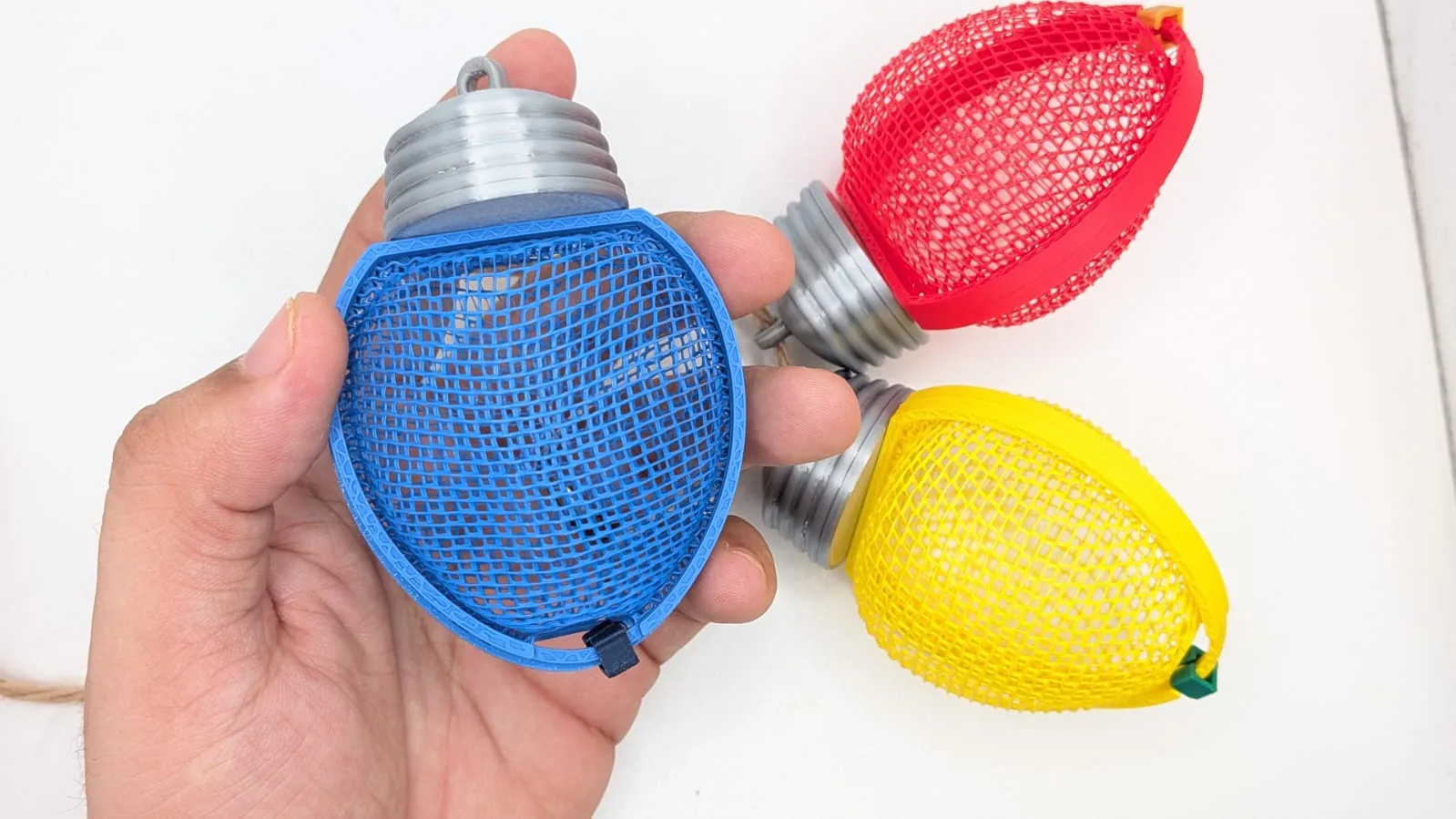 3D printed Christmas Light Bulb Candy Holder, photo 3